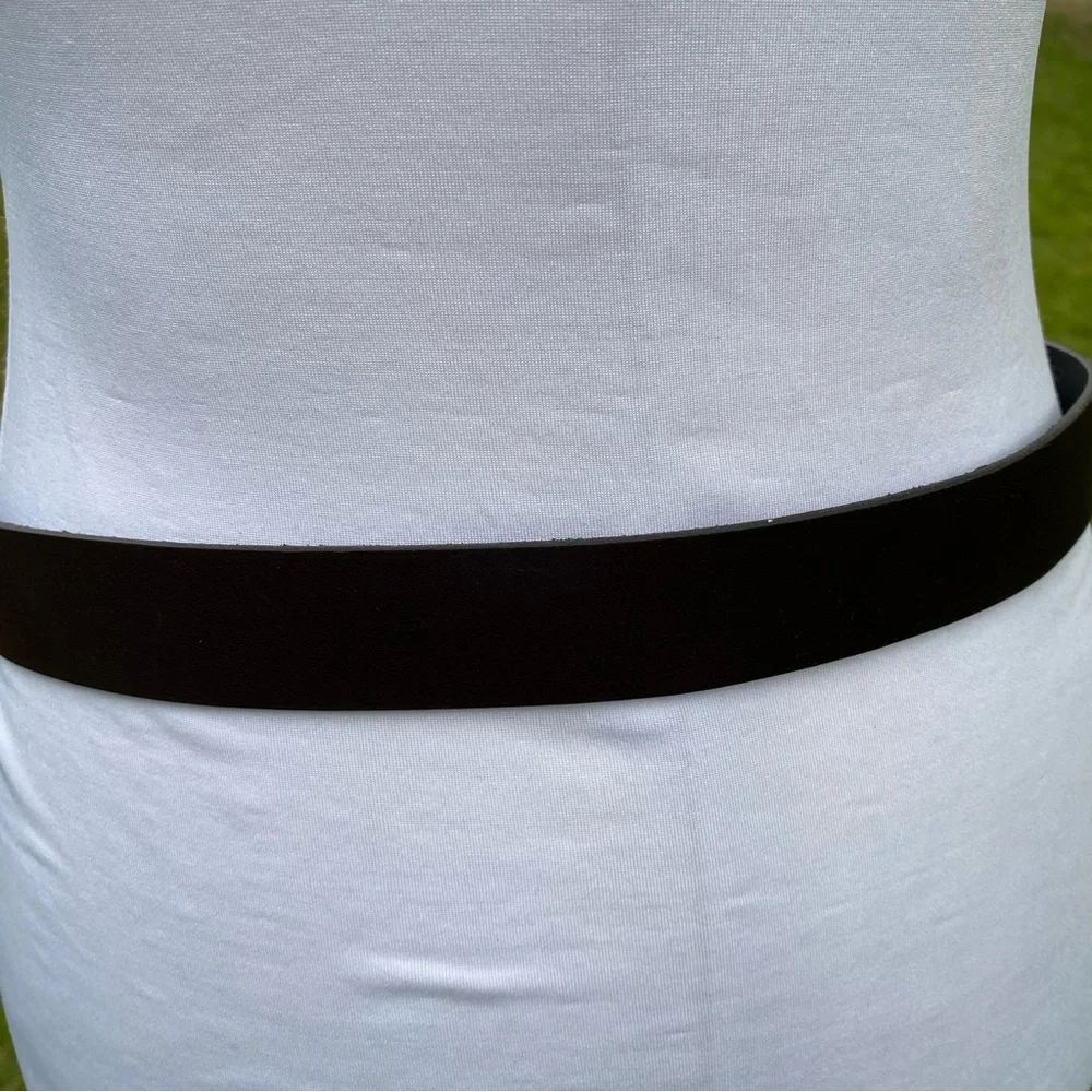 ISDA & CO BELT BROWN LEATHER SILVER TONE BUCKLES FOLD OVER STYLE USA SIZE L